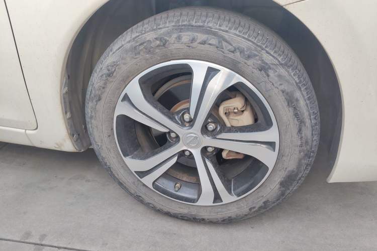 Used Nissan Tiida 2019 1.6L CVT Smart Enjoyment Version China VI Standard
