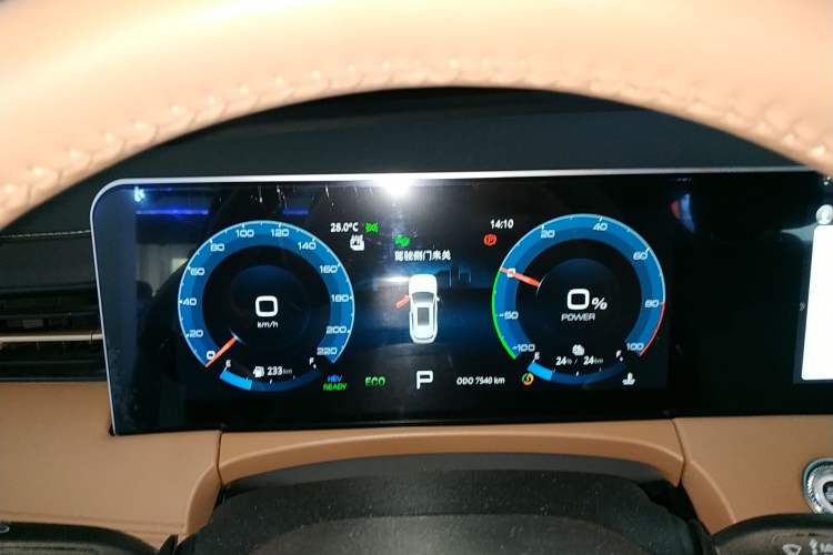 Used JETOUR X70 C-DM 2024 Far Voyage PRO 7-Seater
