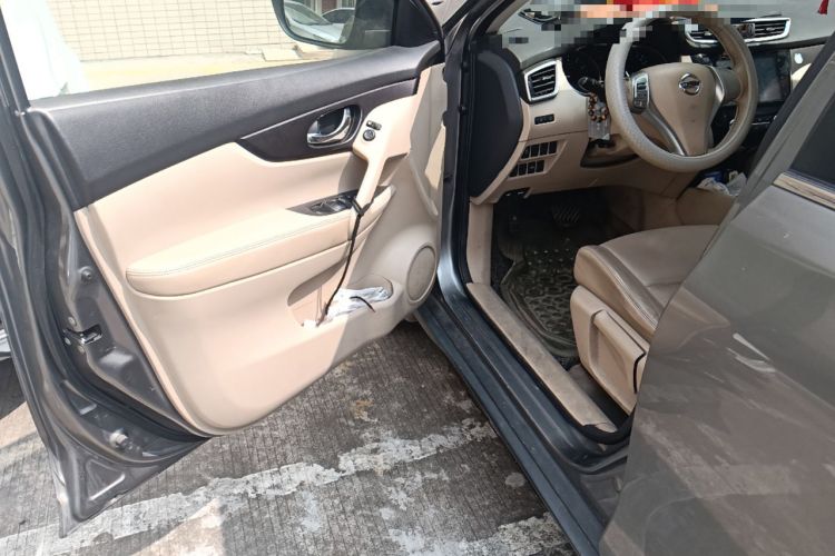 Used Nissan X-Trail 2014 2.0L CVT Comfort Edition 2WD
