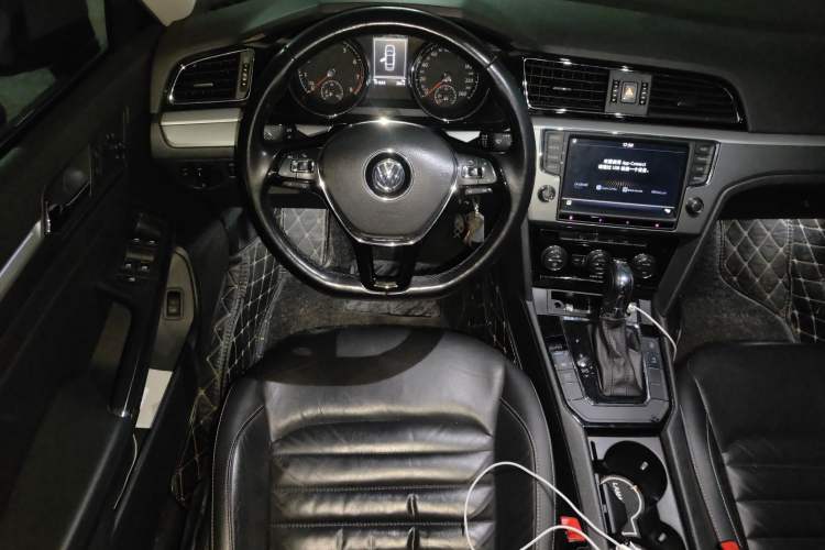 Used Volkswagen Lamando 2018 280TSI DSG Comfort Edition
