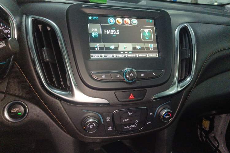 Used Chevrolet Equinox 2019 535T Automatic Chijie Edition China VI Audio And AC Panel