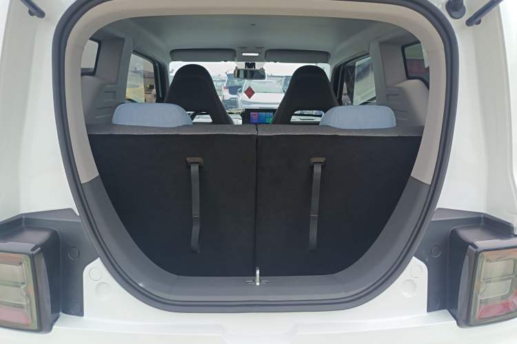 Used Geely Galaxy Panda 2023 Panda Mini 200km Endurance Bear