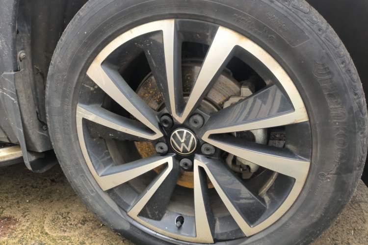 Used Volkswagen Tharu 2022 280TSI Two-Wheel-Drive Luxury Edition Right Front Wheel Hub