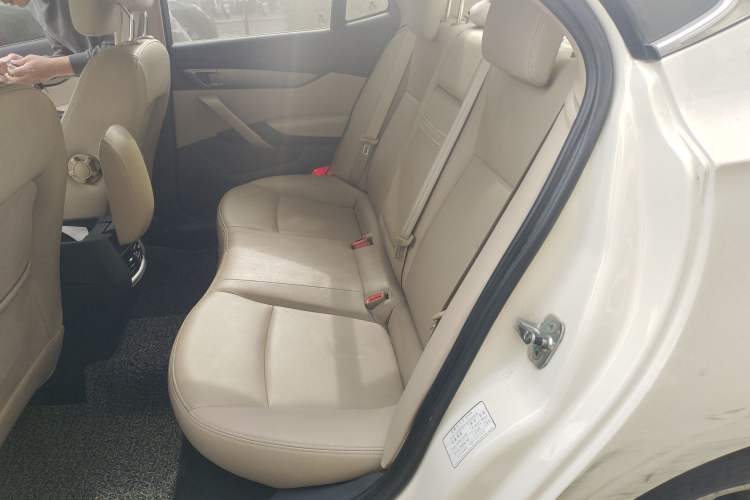 Used BAIC Senova D60 2014 1.8T Automatic Elite Model
