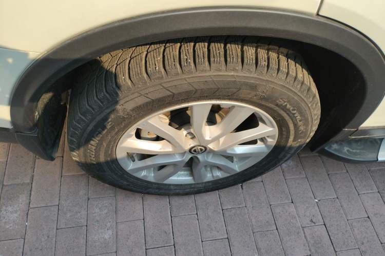 Used Nissan X-Trail 2023 Classic 2.0L Two-Wheel Drive Smart Connect & Comfort Edition Exterior 2