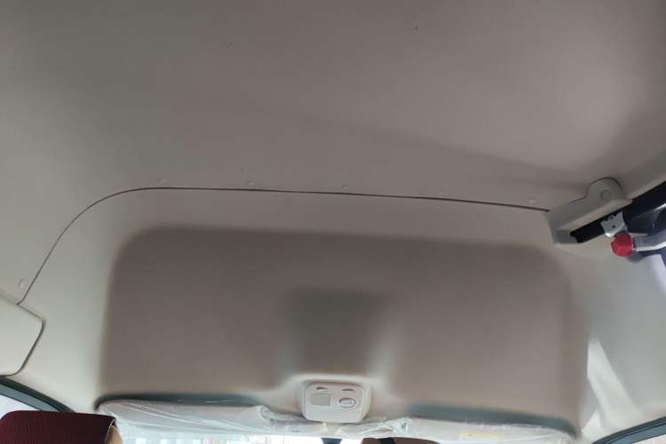 Used Iveco Eurocargo 2021 2.0T Manual Super-Rui Short Wheelbase High-Roof Side-Sliding Door F1A
