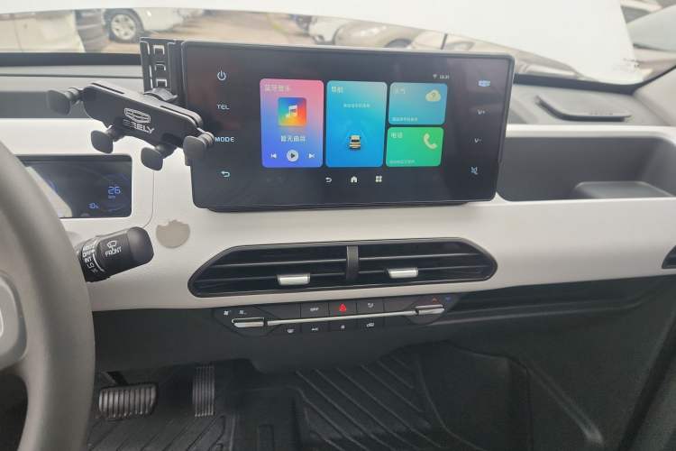 Used Geely Galaxy Panda 2023 Panda Mini 200km Dynamic Bear