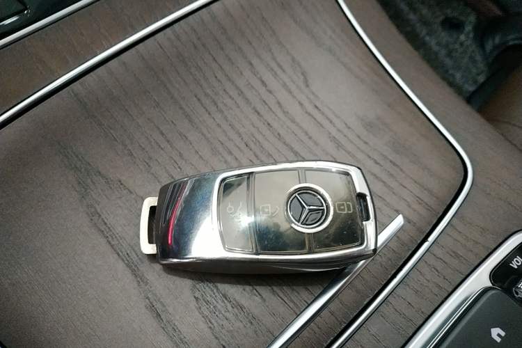 Used Mercedes-Benz E-Class 2023 E 260 L