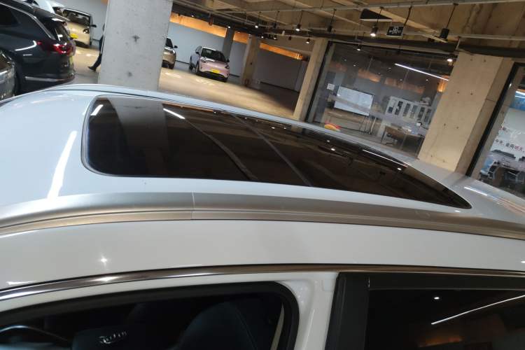 Used Geely Auto Emgrand X7 Sport 2020 1.8TD DCT Two-Wheel Drive Smart Connect 4G-Enabled Version