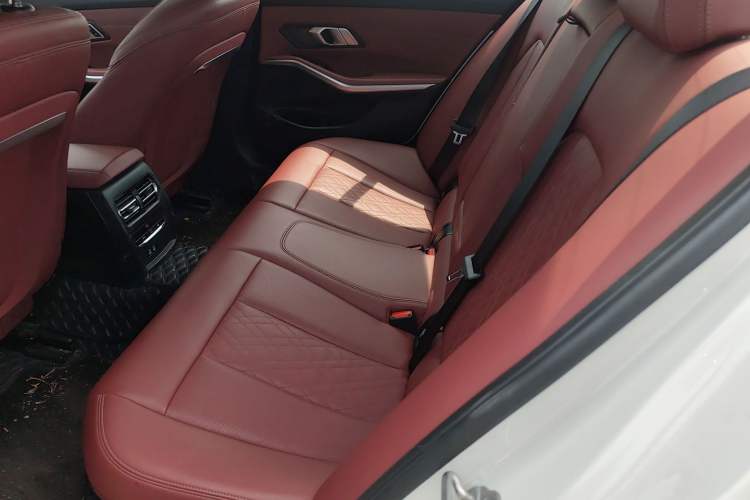 Used BMW 3 Series 2024 320i M Sport Package
