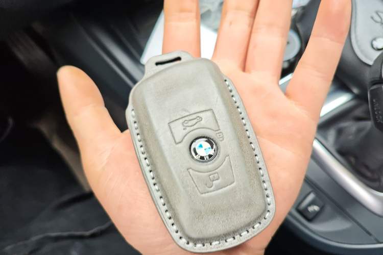 Used BMW 3 Series 2018 320i M Sport Package Vehicle Key