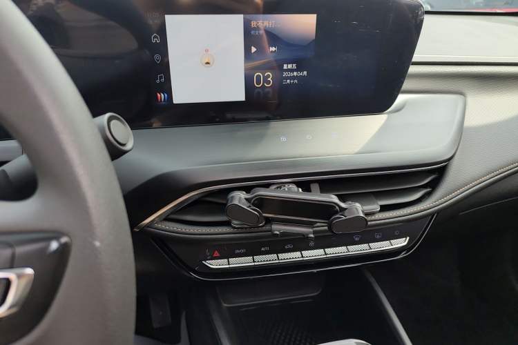 Used Buick Verano 2023 Pro Enjoyment Edition Audio And AC Panel