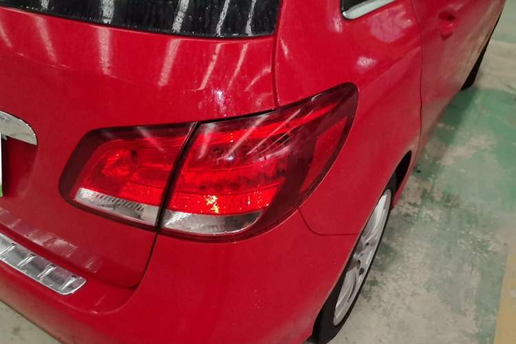 Used Mercedes-Benz B-Class 2015 B 200 Sport Edition Exterior 3