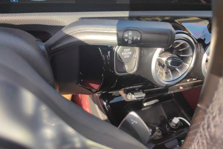 Used Mercedes-Benz A-Class 2022 Restyled A 200 L Sport Sedan Fashion Version