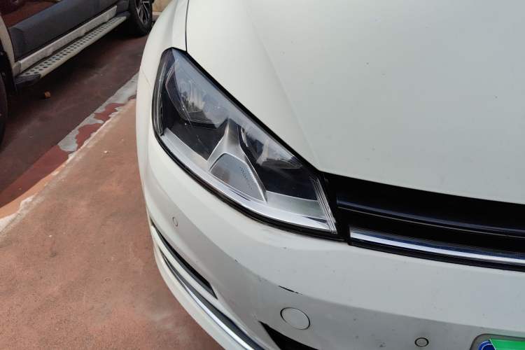 Used Volkswagen Golf 2017 230TSI Automatic Comfort Edition – Celebrating Milestone of One Million Units
