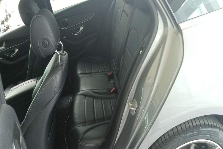 Used Mercedes-Benz C-Class 2015 C 200 station wagon