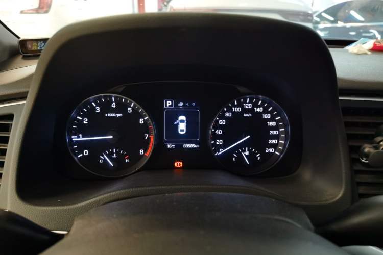 Used Hyundai Elantra (6th Generation / Lingdong) 2016 1.6L Automatic ZhiXuan – Elite Version
