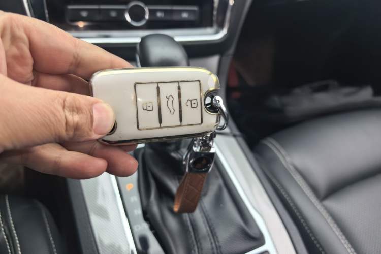 Used Roewe RX5 2020 20T Automatic 4G Connected Million Edition Vehicle Key
