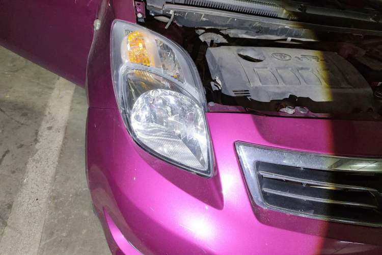 Used Toyota Yaris 2011 1.6E Automatic Charm Edition Right Front Headlight