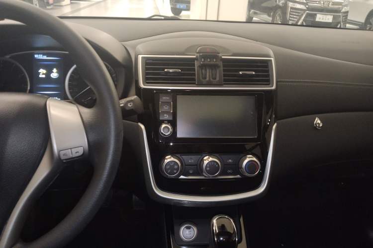 Used Nissan Tiida 2016 1.6L CVT Smart Drive Edition