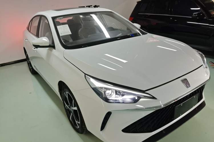 Used Roewe i5 2023 1.5L CVT Luxury Edition