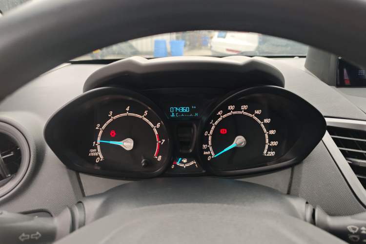 Used Ford Fiesta 2013 Sedan 1.5L Manual Fashion Edition