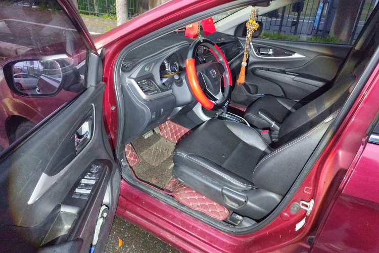 Used Honda Crider 2013 1.8L automatic comfort version
