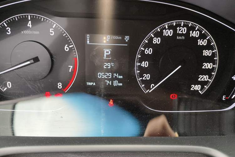 Used Honda Inspire 2019 260TURBO Elegant Edition China VI Emission Standard Odometer Close Up