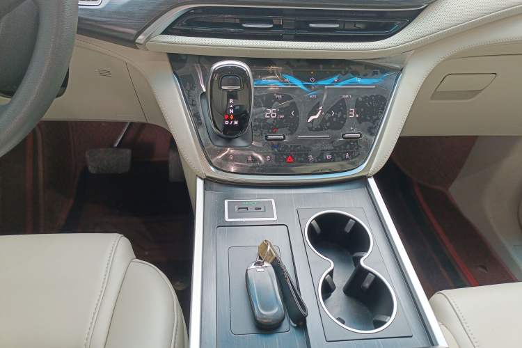 Used Buick GL8 2021 ES Landtrek 653T Comfort Edition