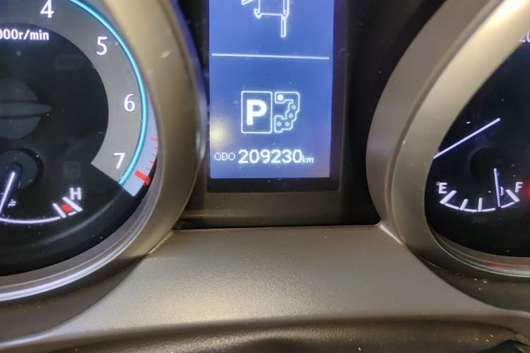 Used Toyota Prado 2010 4.0L Automatic TX-L
