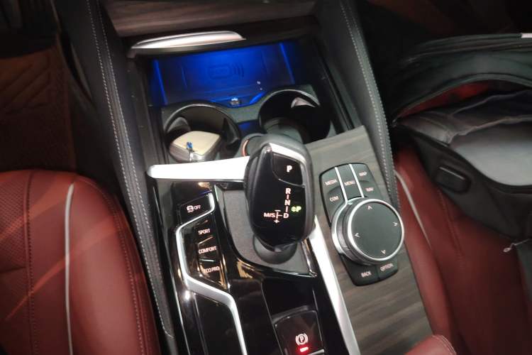 Used BMW 5 Series 2022 Restyled 530Li Leading Edition M Sport Package