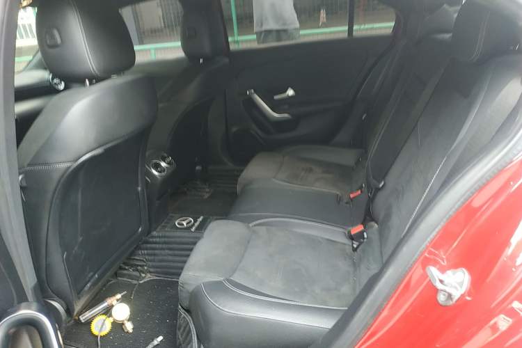 Used Mercedes-Benz A-Class 2020 Restyled A 200 L Sport Sedan Fashion Version Left Rear Seat