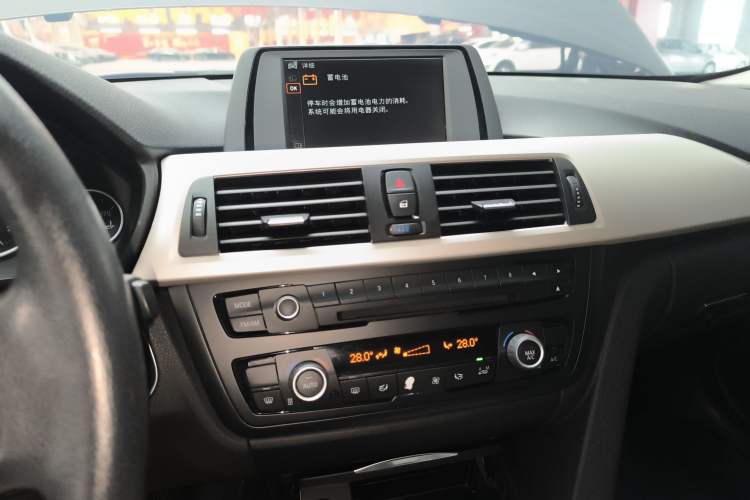 Used BMW 3 Series 2014 320Li Fashion Model
