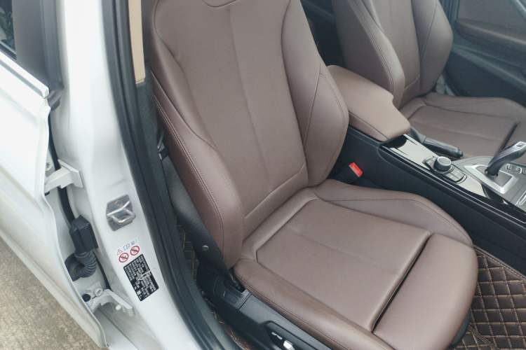 Used BMW 3 Series 2018 320Li Fashion Model
