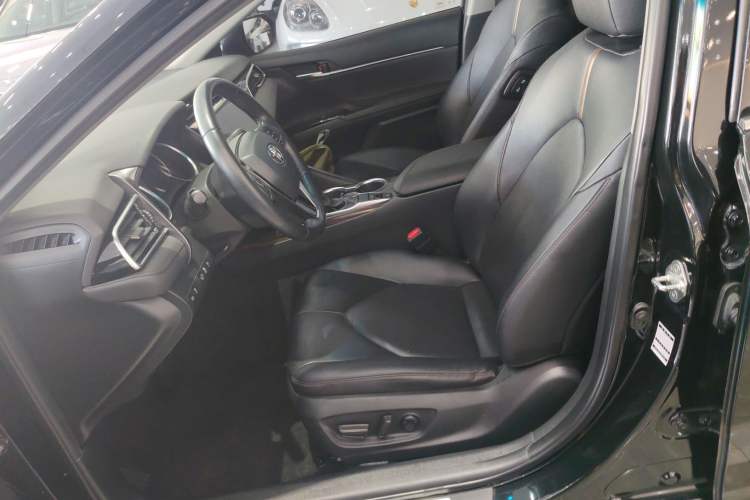 Used Toyota Camry 2019 2.0G Luxury Edition China VI Standard
