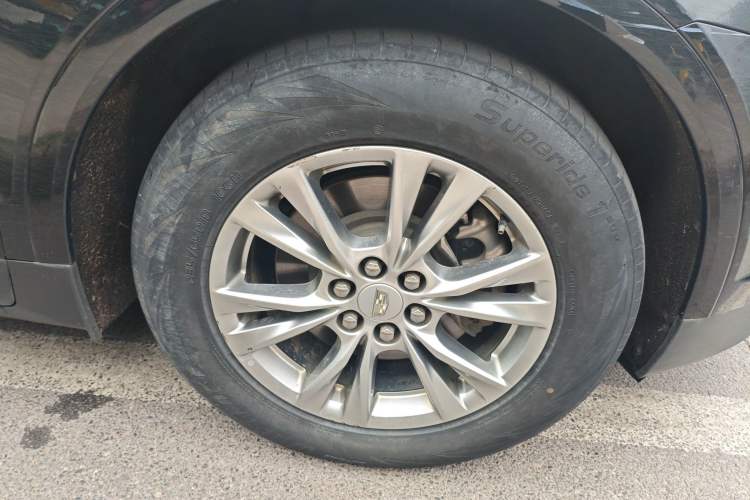 Used Cadillac XT5 2022 2.0T Two-Wheel Drive Luxury Version