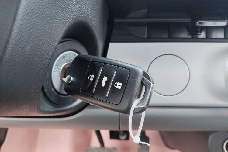 Used CHANGAN NEVO Lumin 2025 205km Refreshing Edition
