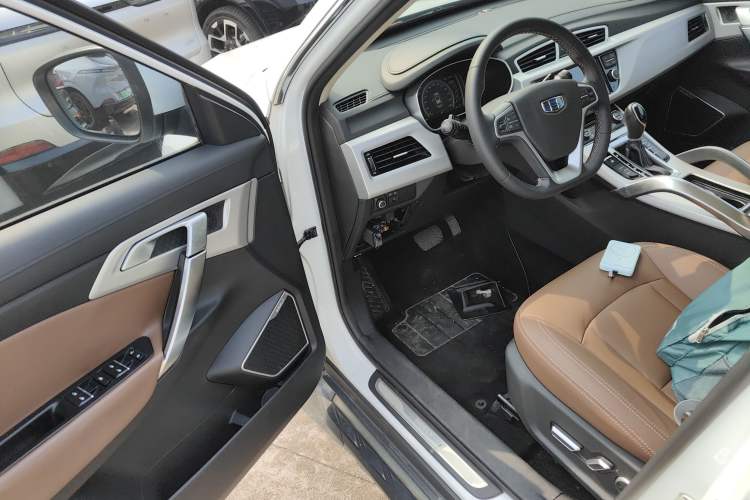 Used Geely Auto Emgrand X7 Sport 2016 1.8TD Automatic ZhiZun Version