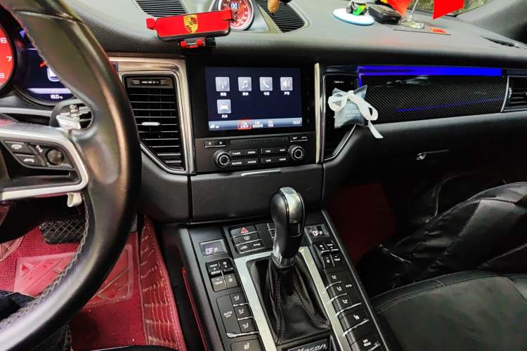 Used Porsche Macan 2017 Macan 2.0T Audio And AC Panel