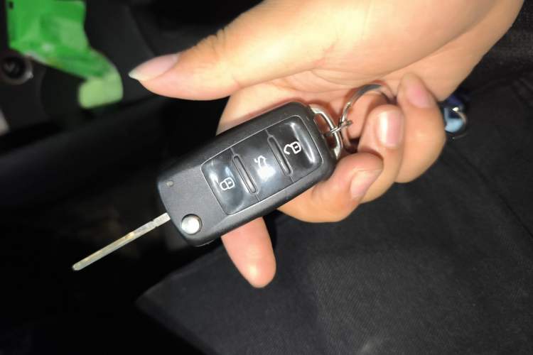 Used Volkswagen Polo 2014 1.6L Automatic Comfort Edition Vehicle Key