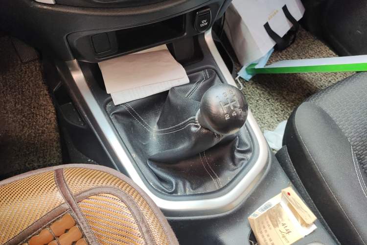 Used Nissan Navara 2017 2.5L Manual Two-Wheel Drive Standard Edition QR25