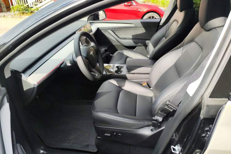 Used Tesla Model Y 2024 Rear-Wheel-Drive Version