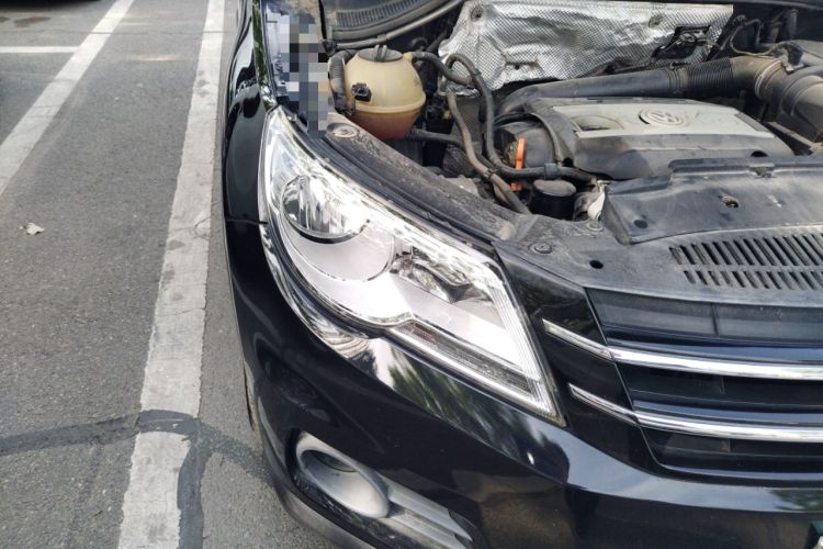 Used Volkswagen Tiguan 2012 1.8TSI Automatic All-Wheel Drive Fashion Edition Right Front Headlight