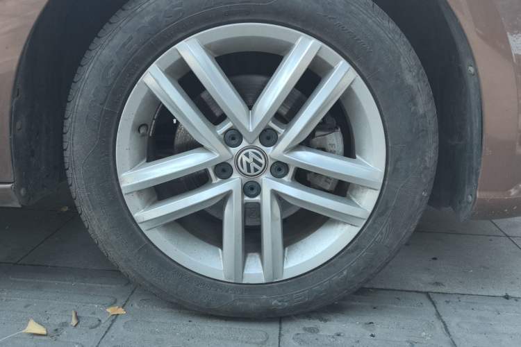 Used Volkswagen Gran Lavida 2017 180TSI DSG Comfort Edition
