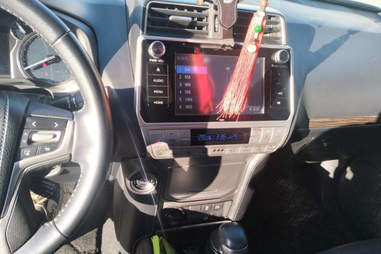 Used Toyota Prado 2019 3.5L Automatic TX-L Deluxe Edition with Rear-Mounted Spare Tire