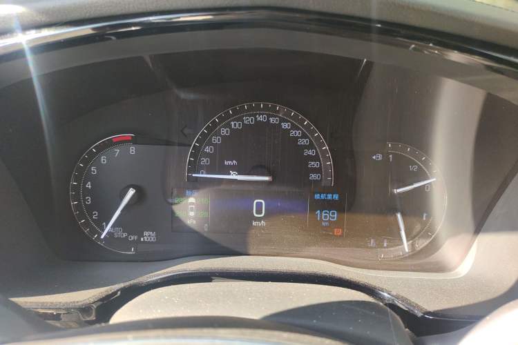 Used Cadillac XT5 2016 25T Luxury Model