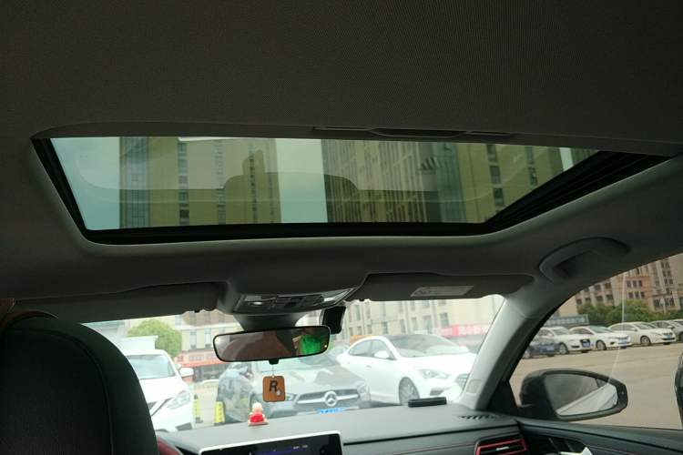 Used Volkswagen Lavida 2023 300TSI DSG Starry Full-Comfort Edition Headliner