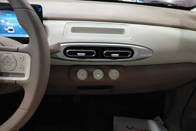 Used Wuling Hongguang MINIEV 2025 Four-Door Version Advanced Edition