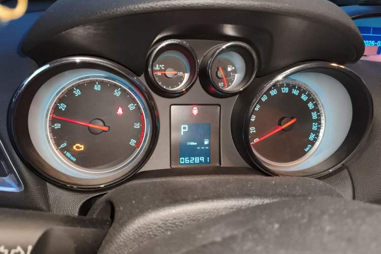 Used Buick Encore 2013 1.4T Automatic Two-Wheel Drive Elite Model
