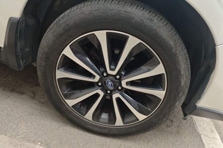 Used Subaru Forester 2018 2.0i Luxury Navigation Edition